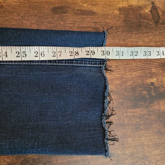 Silver Jeans Size 25 Avery Slim Bootcut Raw Hem Low Rise Dark Wash Western - Picture 9 of 11